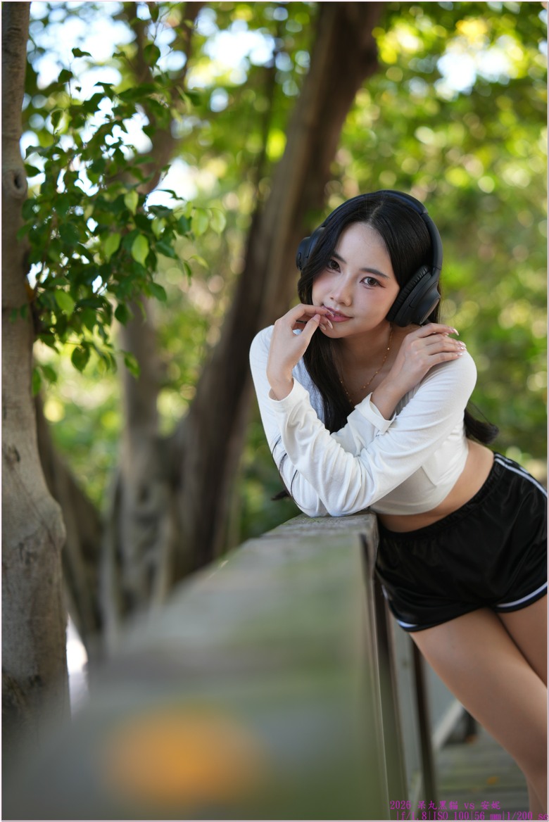 YO YO YO YO YO 安妮! 黑絲配黑貓擦出的火花