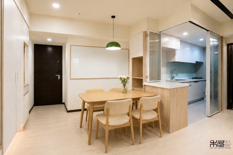 【作品開箱】三重20坪新成屋|一家四口的收納與透光,用一道拉門解決