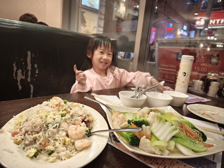 2026秋,加拿大,小小孩的楓葉跑旅,蒙特婁馬拉松^_^