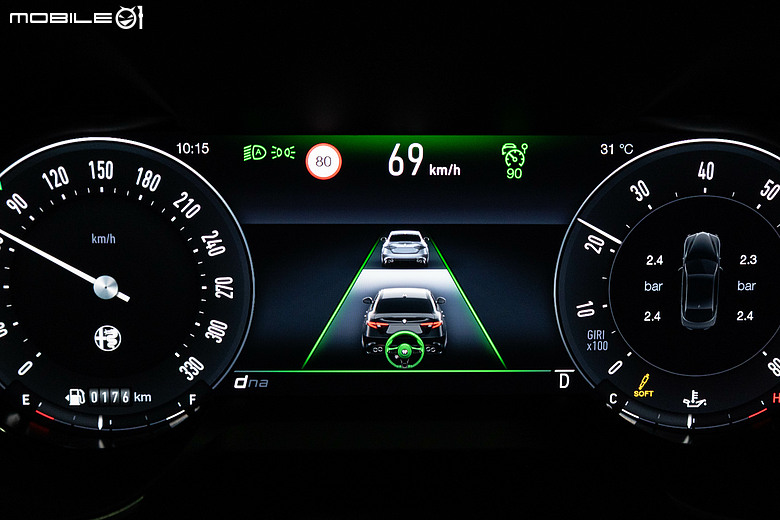 Alfa Romeo Giulia Quadrifoglio 試駕|享受駕馭樂趣就是這麼簡單!