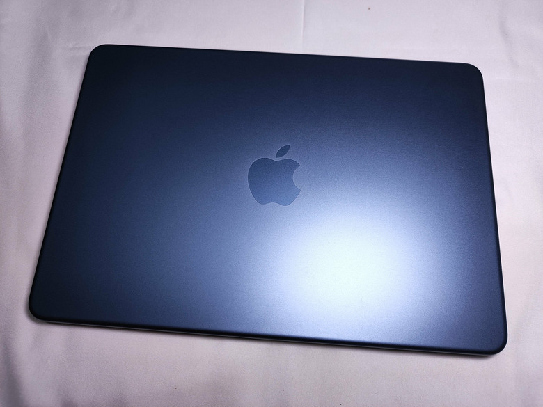 點我看大圖 淺談市場破壞者: MacBook Neo開箱碎念