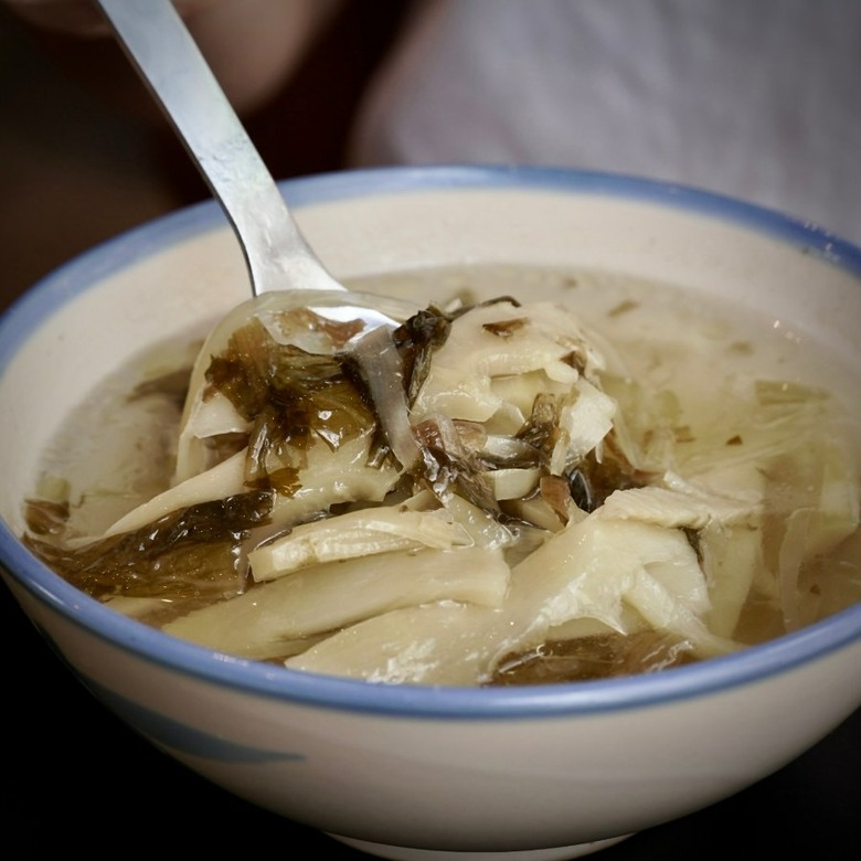 【食記】台中鵝肉推薦|溫體現切鵝肉、煙燻鵝、酥炸土魠魚..