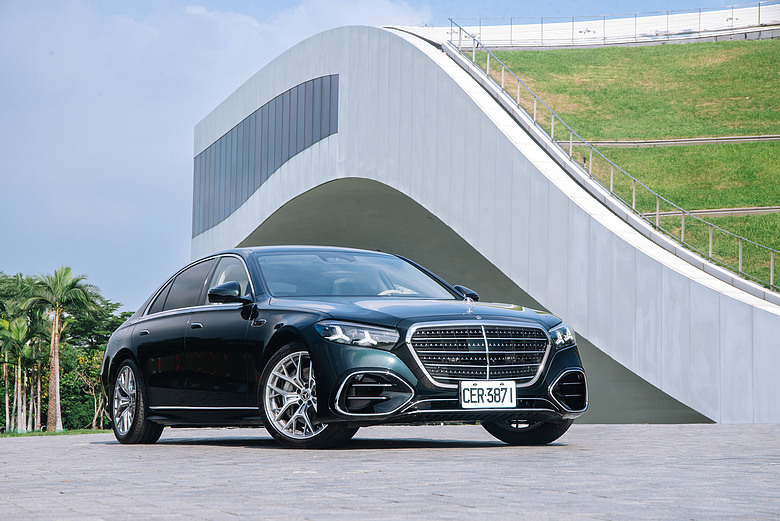 Mercedes-Benz S 580 L Exclusive 試駕|快得從容不迫,舒適得讓人眷戀!