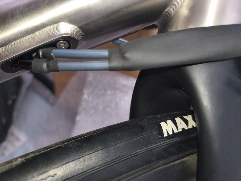 再來組鈦合金公路車，機械油碟22速~Ti輕了6.7完成