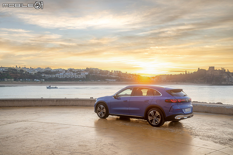 主力登場|Mercedes-Benz GLC 400 4MATIC Electric葡萄牙試駕,科技很搶眼,舒適性更有越級實力!