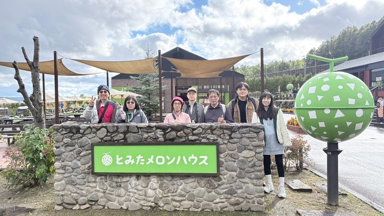 初秋北海道～楓葉、寒意、泡湯與🦌擦身而過11天自駕趣！