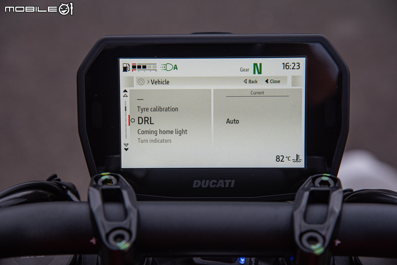 DUCATI Monster 試駕報告｜鮮明區隔車系差異，一台擁抱新手的DUCATI