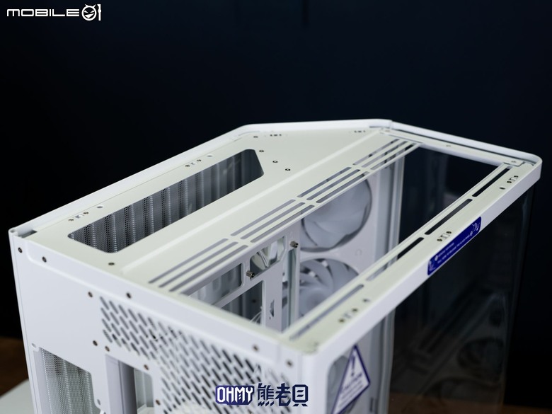 NZXT H6 RGB+一體式曲面玻璃雙艙海景機殼 滿配風扇x支援背插
