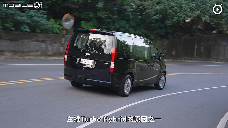 【影音試駕】Hyundai Staria Turbo Hybrid，接駁救星，舒適順心！
