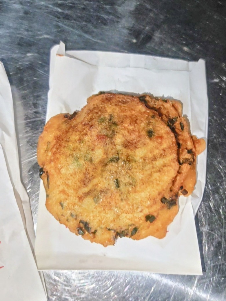 台北蚵嗲推薦|虎林街石磨古早味蚵嗲:麵衣、內餡、醬料、價格實際吃過心得