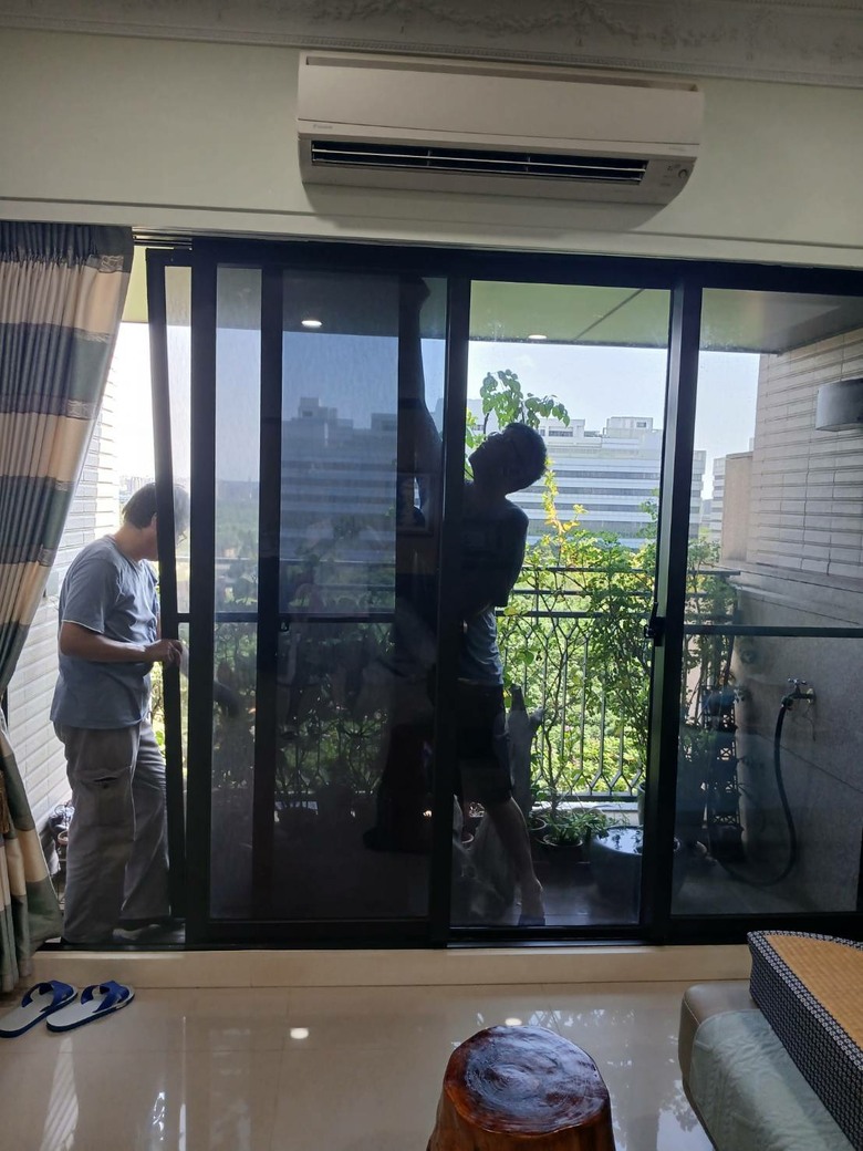 竹北換防霾紗網後的實際使用心得，開窗,灰塵,通風感受分享,