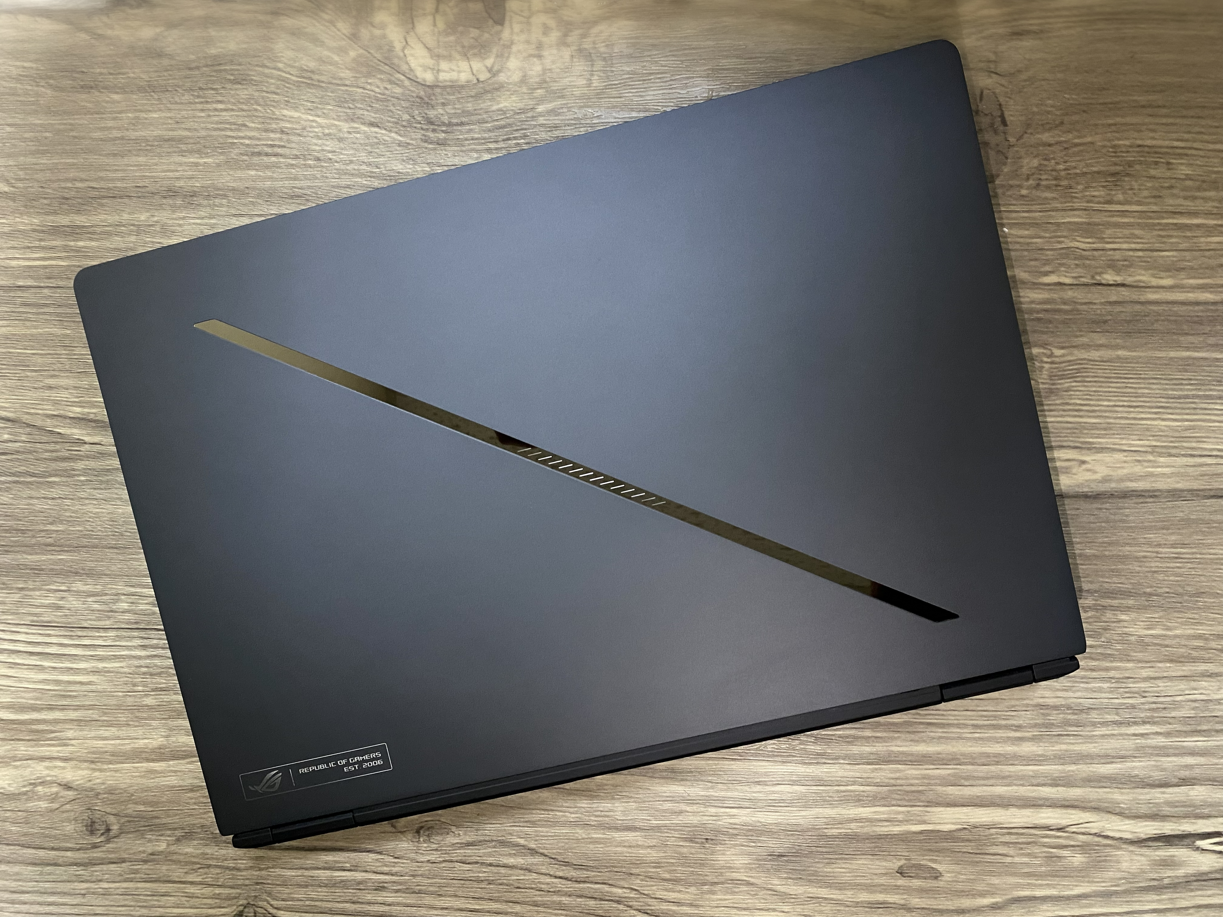 ROG Zephyrus Duo 2026
