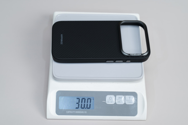 點我看大圖 HIPPORIZZ手機殼開箱 iPhone 18 防摔手機殼 超透明&凱芙拉系列