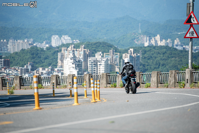 KAWASAKI NINJA 1100 SX 試駕｜承忍道滿熱血，馭長途見從容