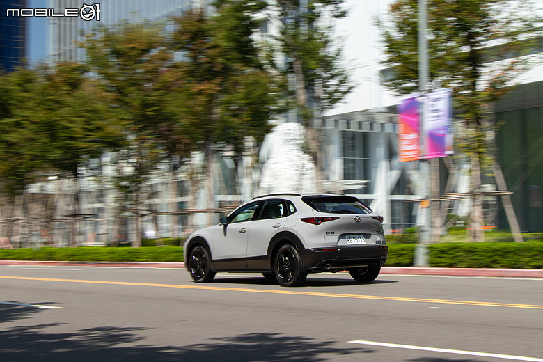 Mazda CX-30 20S Air Edition 試駕｜破除七年之癢的完美解答？