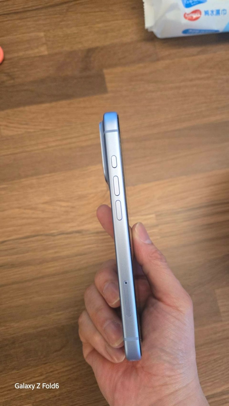 終於拿到iPhone 18 pro 512GB冰川藍