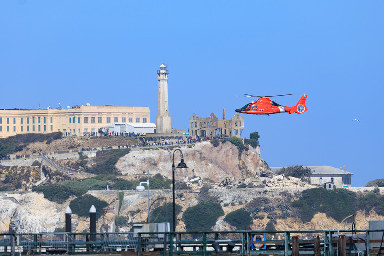 點我看大圖 SF Fleet Week 2026 Air Show (Canon EOS R6mk2 + EF100-400mm f/4.5-5.6 L2)