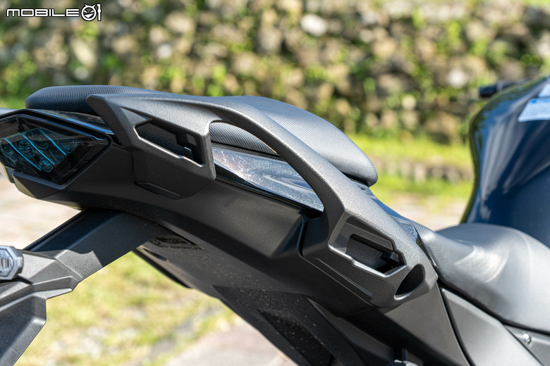 KAWASAKI NINJA 1100 SX 試駕｜承忍道滿熱血，馭長途見從容