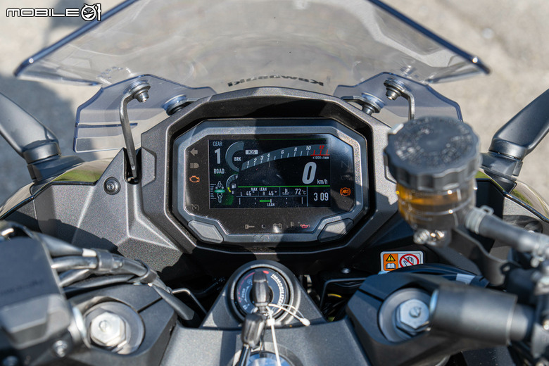 KAWASAKI NINJA 1100 SX 試駕｜承忍道滿熱血，馭長途見從容