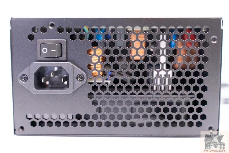 點我看大圖 入門CP取向電供,FSP全漢 VIC BD+ 650W