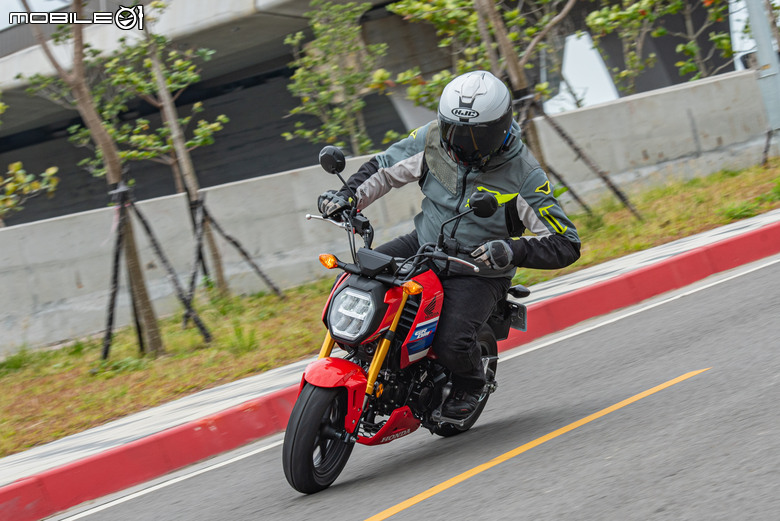 HONDA MSX GROM試駕｜歷久彌新依然帥得迷你