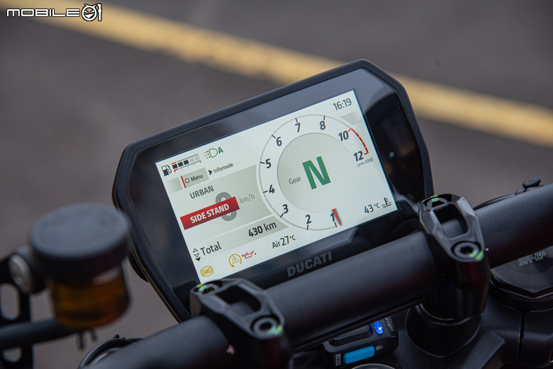 DUCATI Monster 試駕報告｜鮮明區隔車系差異，一台擁抱新手的DUCATI