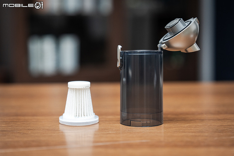 KOCA Dusty MINI 1 手持吸塵器|從車內餅乾屑到生活,吸塵、吹氣、抽真空、充氣一機搞定