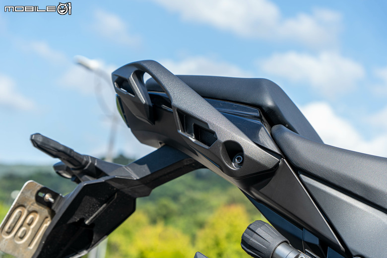 KAWASAKI NINJA 1100 SX 試駕｜承忍道滿熱血，馭長途見從容