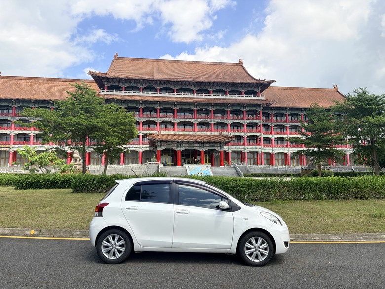 人生第一部車- Yaris開箱