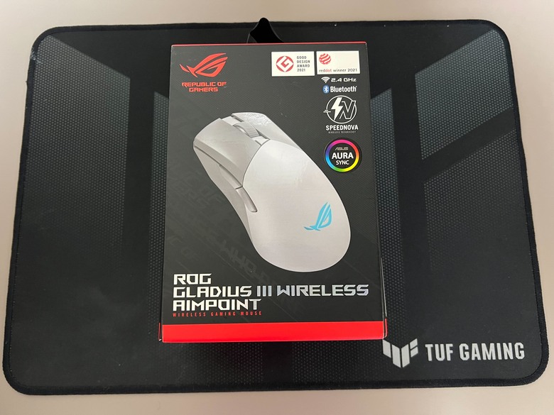 [開箱] ROG GLADIUS III WIRELESS 電競滑鼠