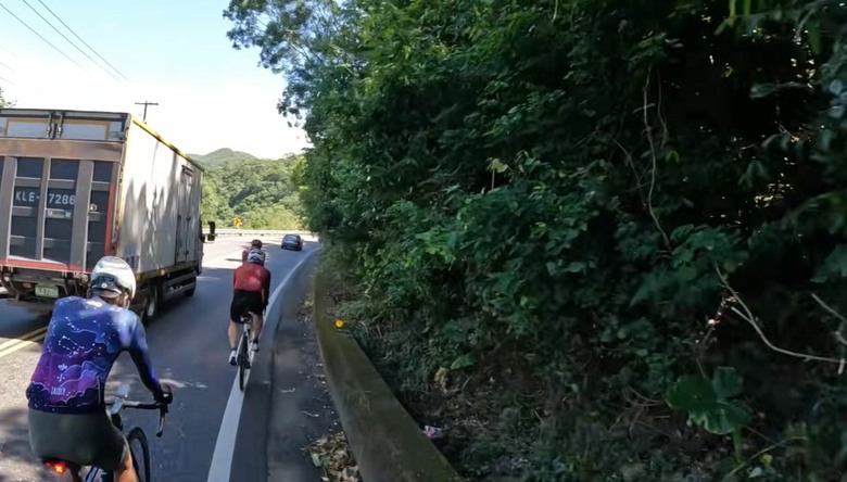 說走就走的浪漫：騎公路車去台東追國慶煙火！