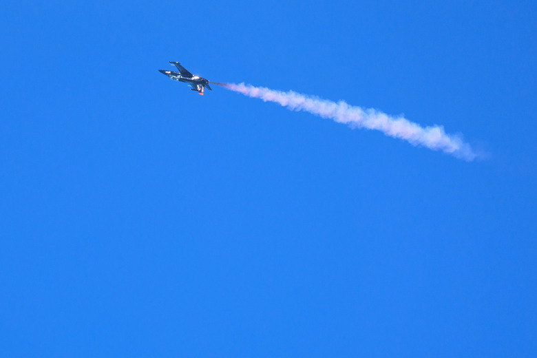 點我看大圖 SF Fleet Week 2026 Air Show (Canon EOS R6mk2 + EF100-400mm f/4.5-5.6 L2)