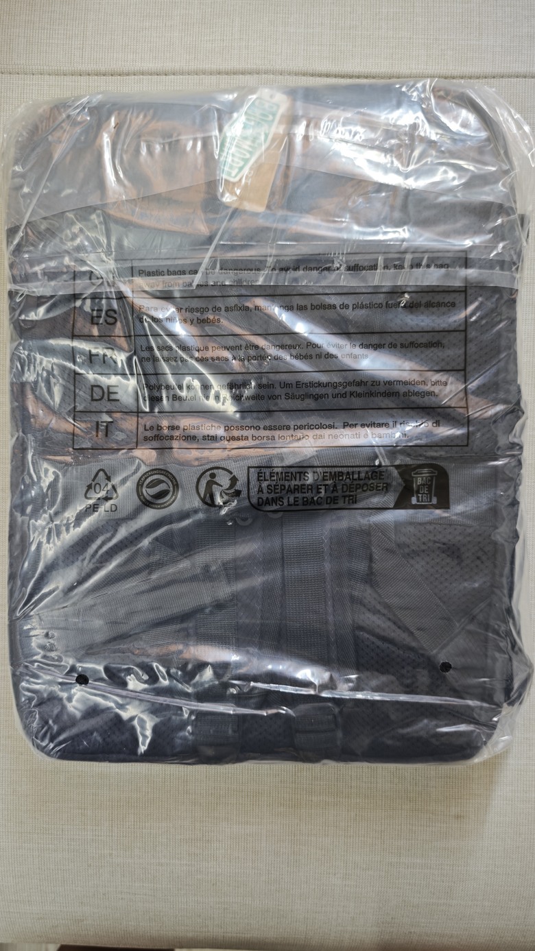 集合大容量/多收納/防盜防潑水等功能於一身的機能性包包 - BAGSMART 38L旅人防盜擴充後背包Pro開箱分享