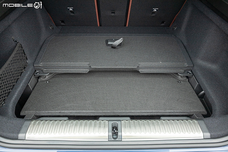 BMW iX3 50 xDrive M Sport 試駕|動態與科技大躍進,品牌新世代電車的關鍵起點!