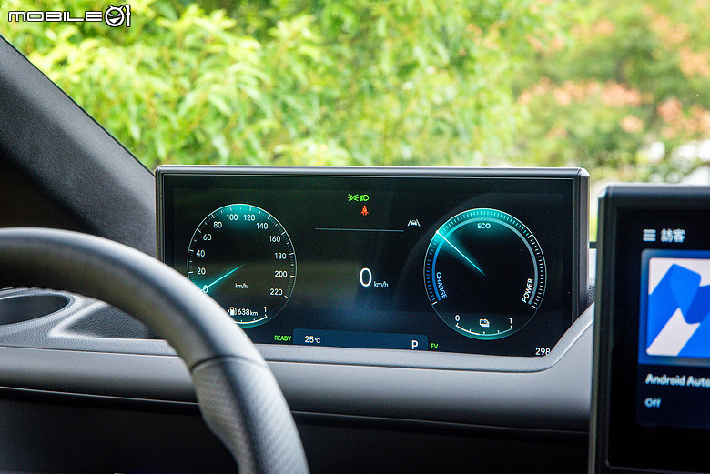 Hyundai 小改款 Staria CEO 試駕|油電上身,舒適升級、節能添利!