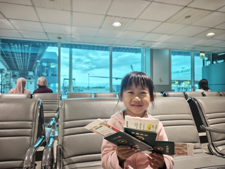 2026秋,加拿大,小小孩的楓葉跑旅,蒙特婁馬拉松^_^