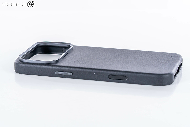 Nomad iPhone 18 Pro 保護殼全系列開箱 經典皮革質感賦予溫潤觸感選擇