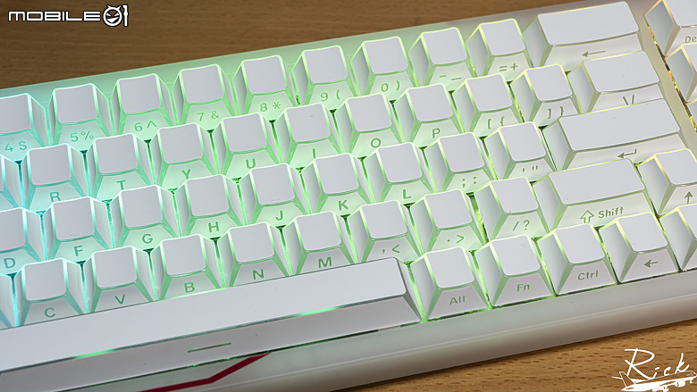 點我看大圖 【開箱】更加完美的櫻桃磁軸 | CHERRY XTRFY K5 PRO TMR V2 RGB WHITE
