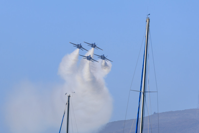 點我看大圖 SF Fleet Week 2026 Air Show (Canon EOS R6mk2 + EF100-400mm f/4.5-5.6 L2)