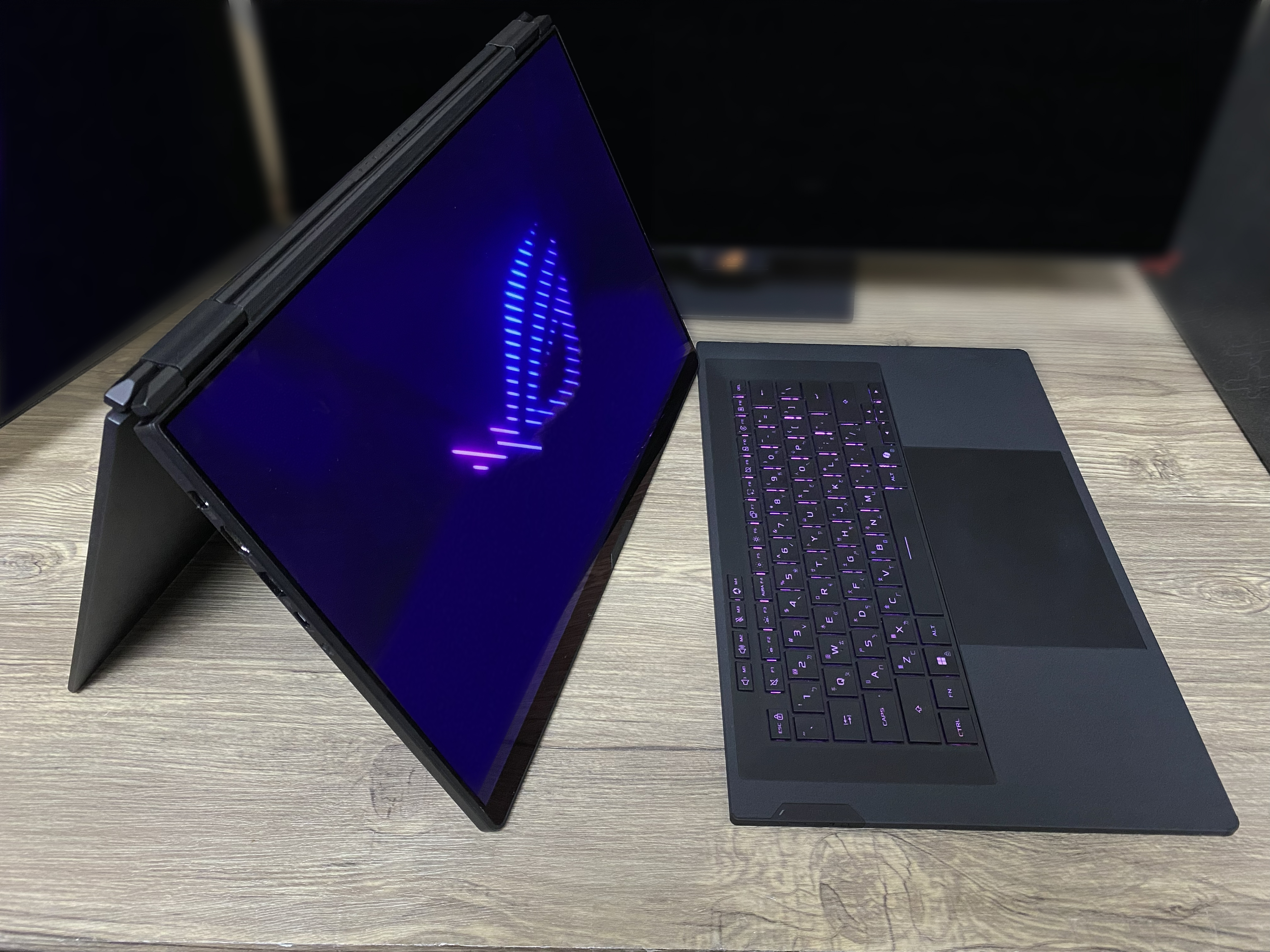 ROG Zephyrus Duo 2026
