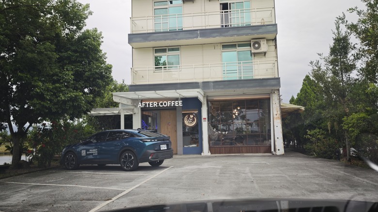 帶著智能眼鏡一日遊宜蘭 - 游家麻糬米糕 / 鮮饗宜蘭農舖 / After Coffee / 饗宴鐵板燒 七小時快閃全紀錄~
