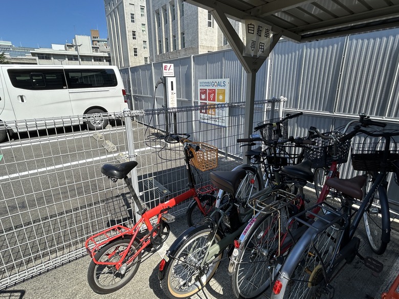 用 力 騎 到 大 阪 (大阪府廳、難波城跡、大阪城)