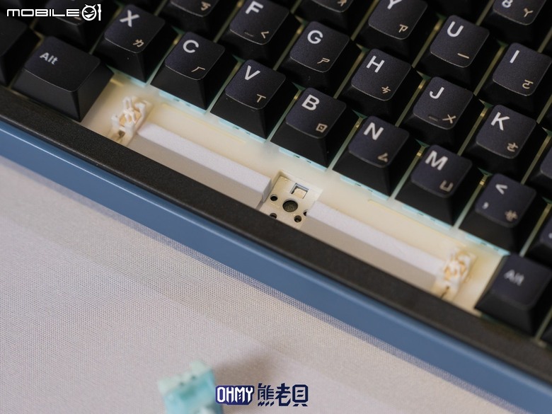 熱門配置 平價選擇 Ducky OK-M 98 三模熱插拔機械式鍵盤