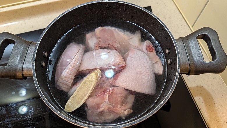 一個人的隨興香菇雞湯