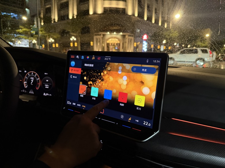 福斯可以晚上試車! 試Golf 的一些心得