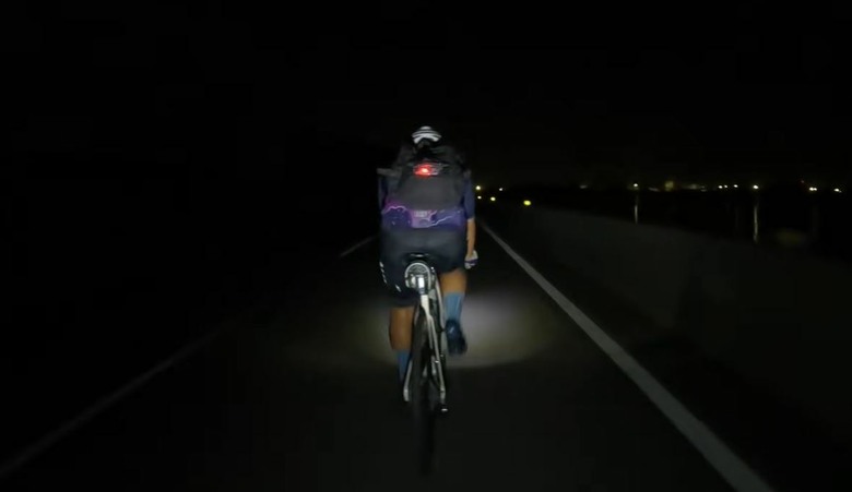 說走就走的浪漫：騎公路車去台東追國慶煙火！