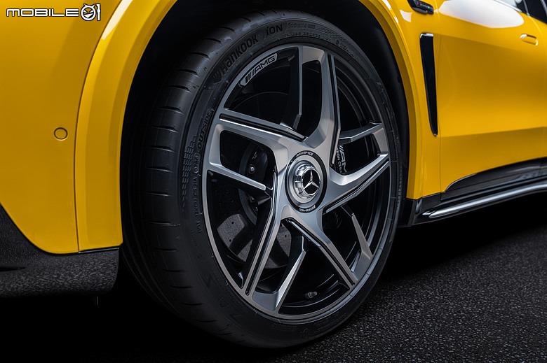 【新訊】Mercedes-AMG GT SUV正式登場！1169ps純電休旅、最高710kW快充！