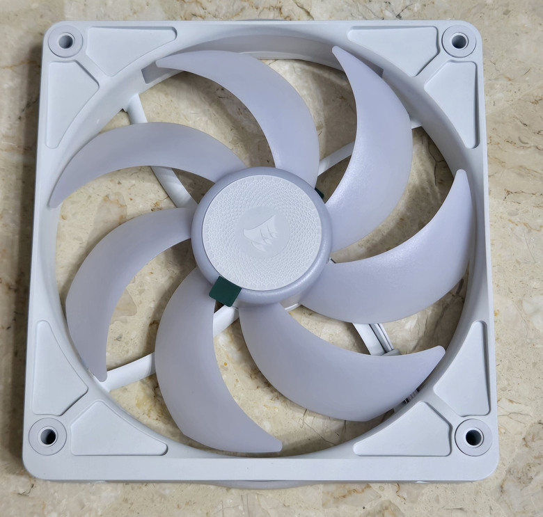 【開箱簡測】CORSAIR iCUE LINK RX140 II RGB PWM 風扇簡測 (圖多)