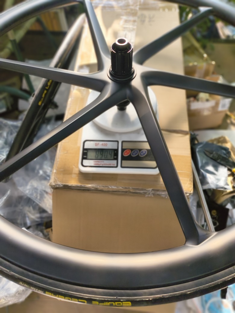 再來組鈦合金公路車