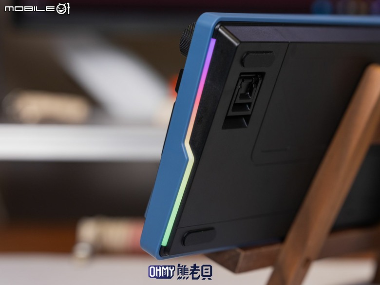 熱門配置 平價選擇 Ducky OK-M 98 三模熱插拔機械式鍵盤